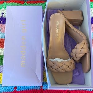 👡Cream colored MADDEN GIRL heels in 8.5